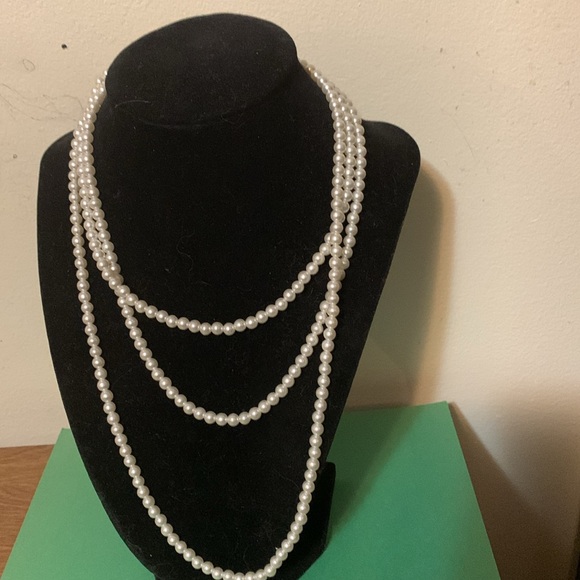 Faux pearls necklace 52” - Picture 3 of 6